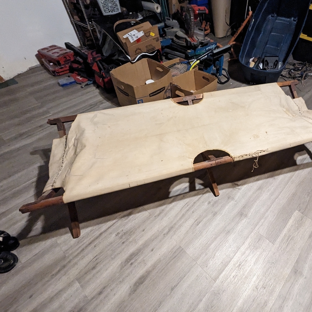1950 foldable cot